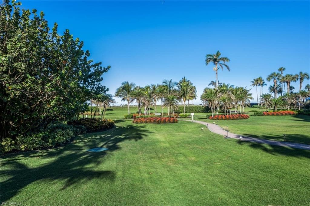 4751 Gulf Shore BLVD N PH7-37