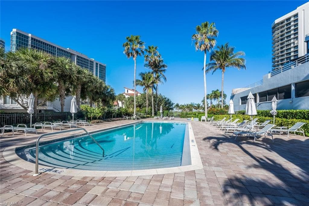 4751 Gulf Shore BLVD N PH7-32