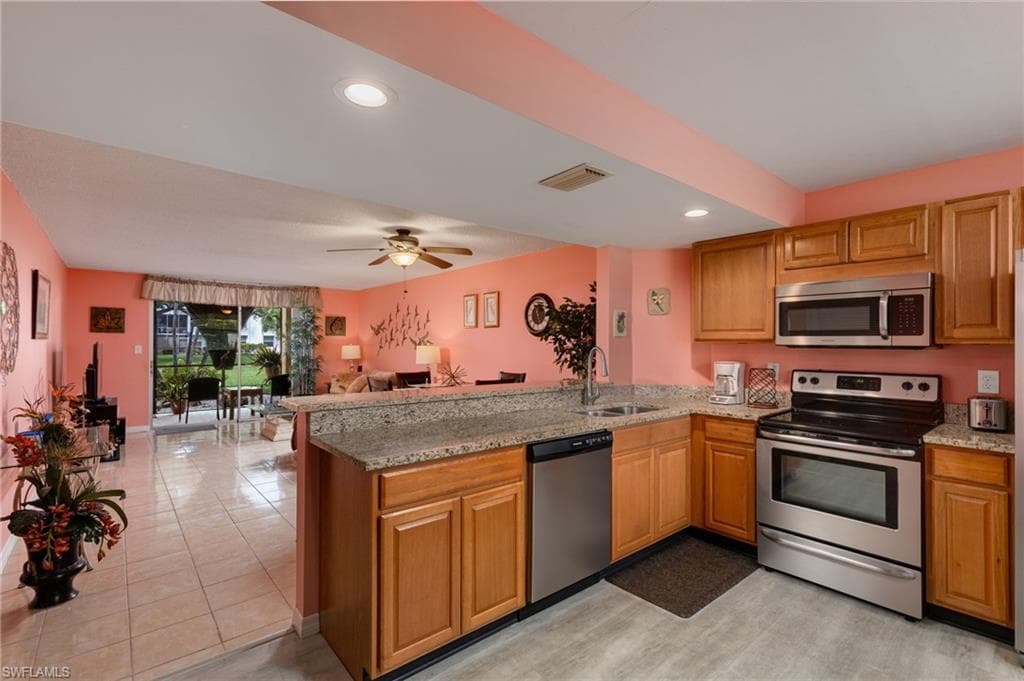 5959 Winkler RD 103-5