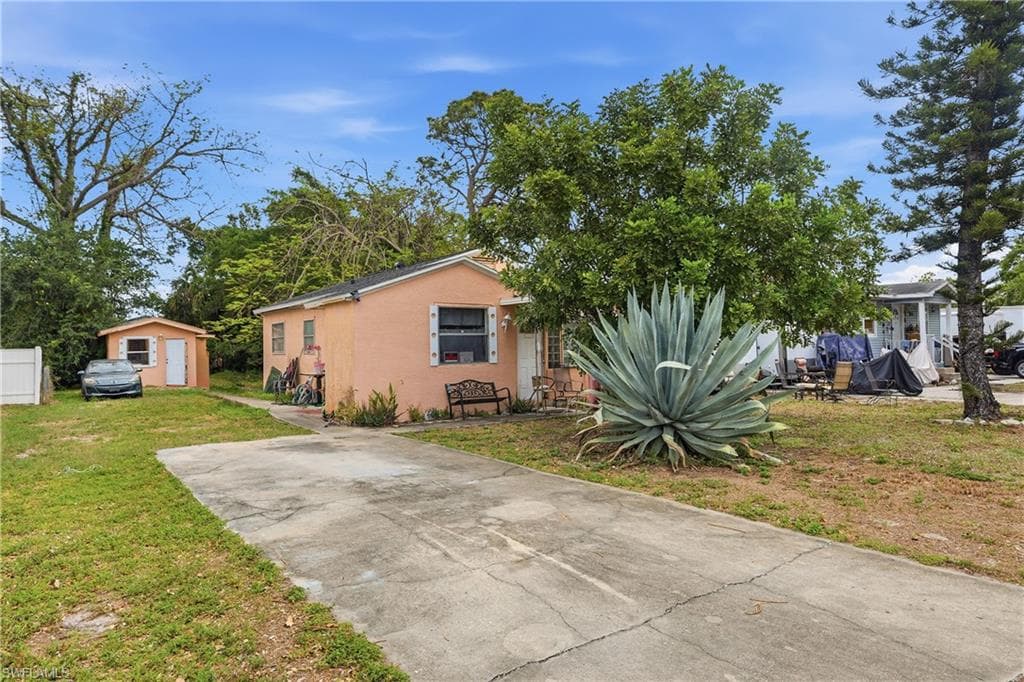2355 Jeffcott ST-1