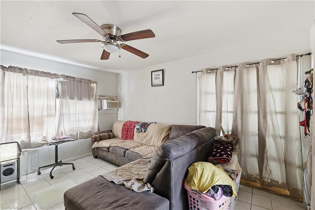 2355 Jeffcott ST-12