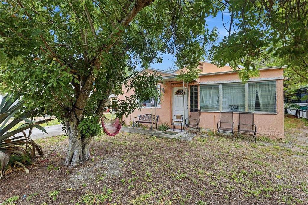 2355 Jeffcott ST-3