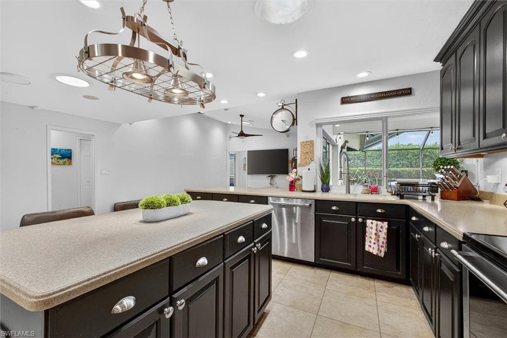 1231 Westfield DR-16