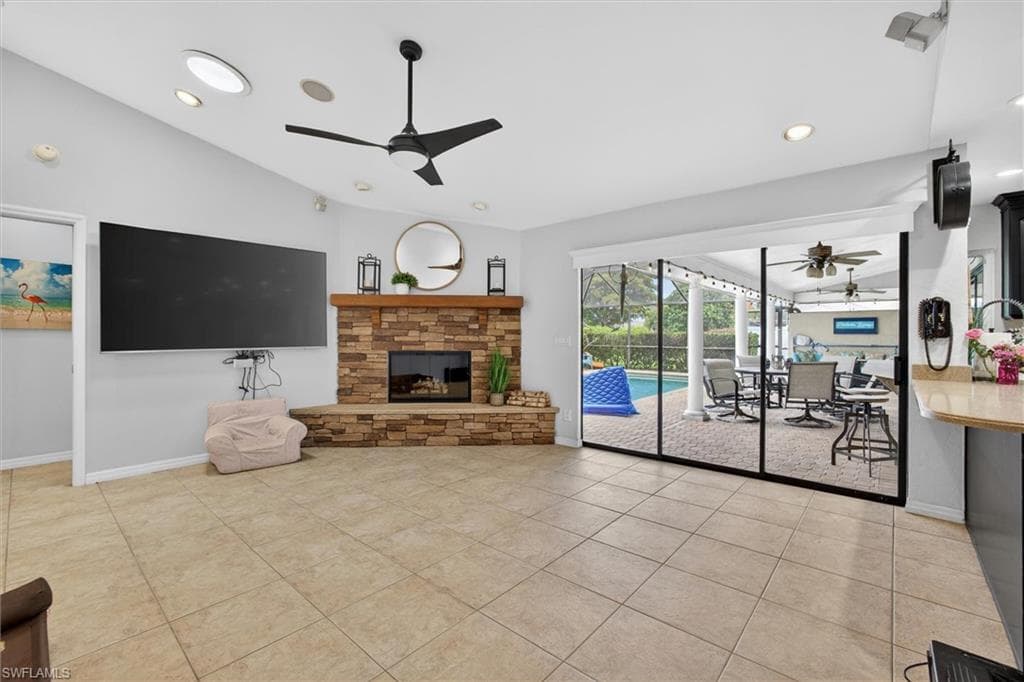 1231 Westfield DR-19