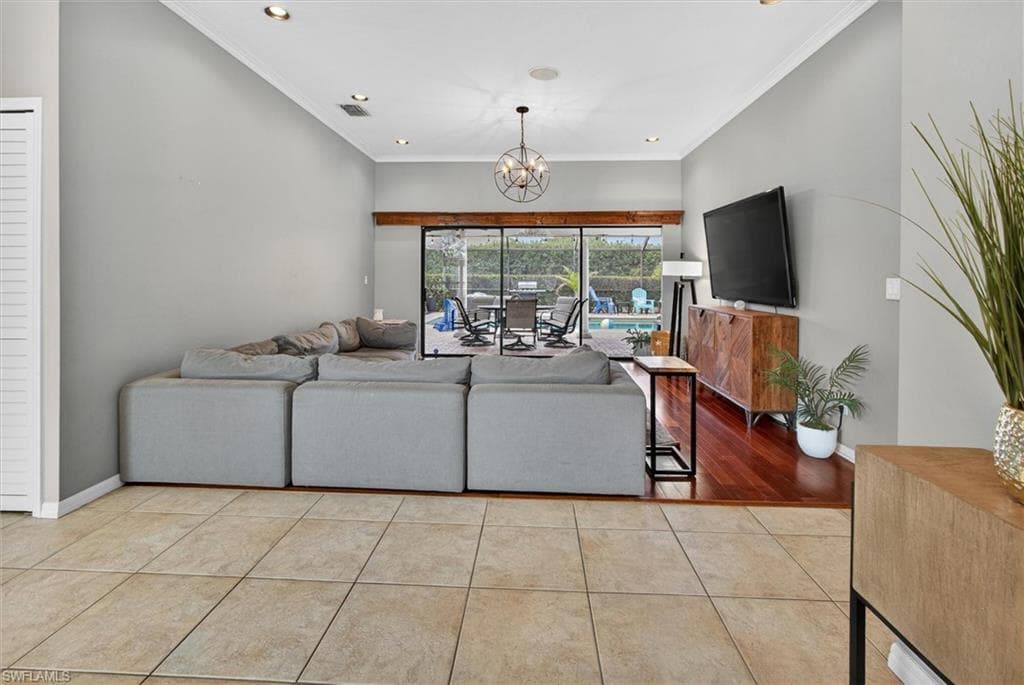 1231 Westfield DR-10