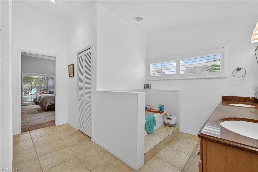 1231 Westfield DR-34