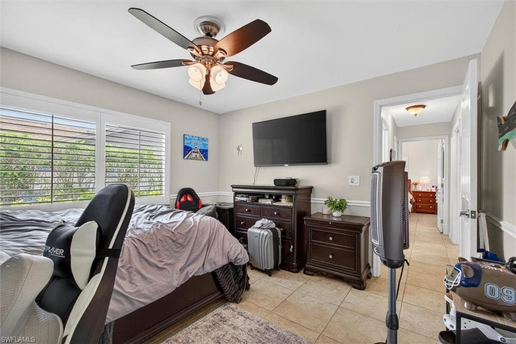 1231 Westfield DR-24