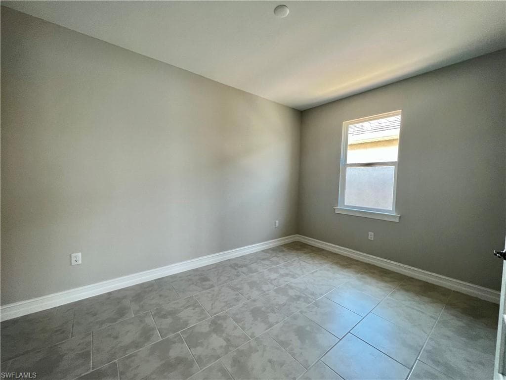 842 Enbrook LOOP-14