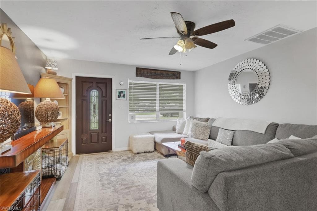 12207 De Moya DR-4