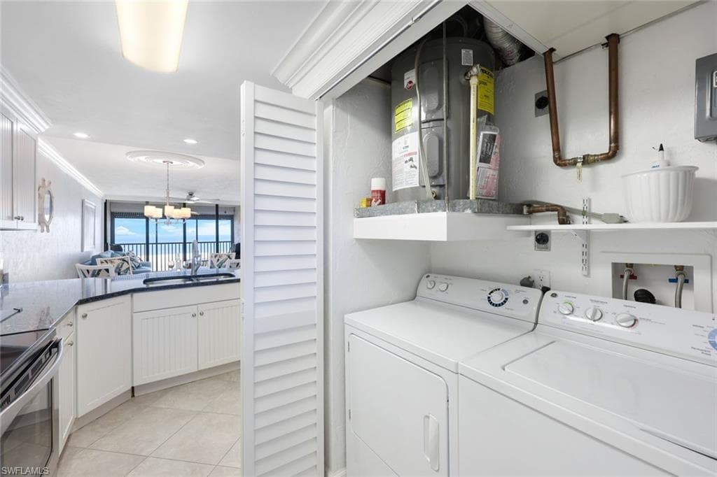 6400 Estero BLVD 402-10