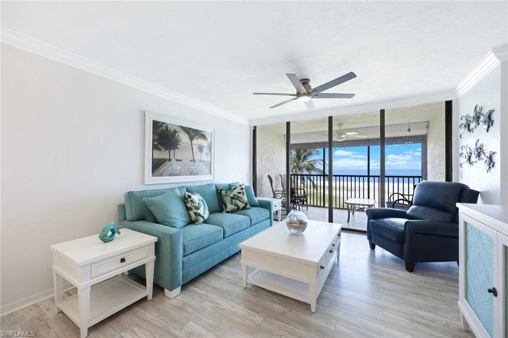 6400 Estero BLVD 402-4