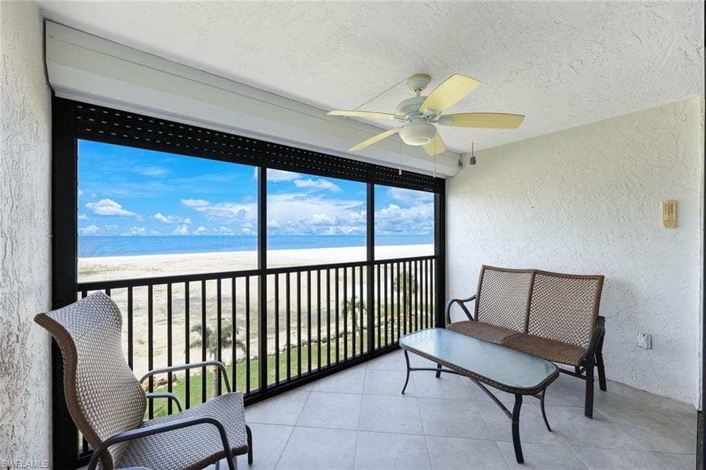 6400 Estero BLVD 402-21
