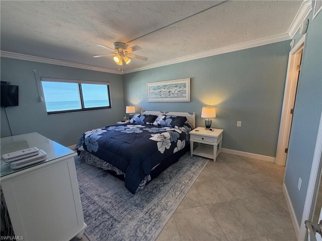 6400 Estero BLVD 402-16