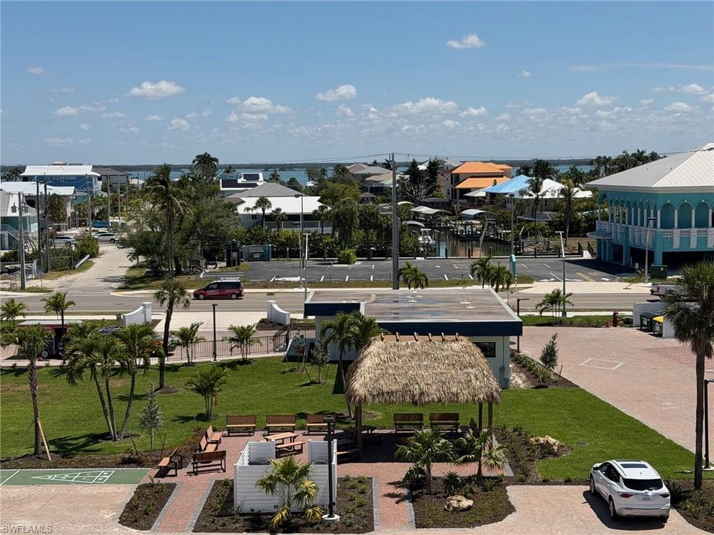 6400 Estero BLVD 402-28