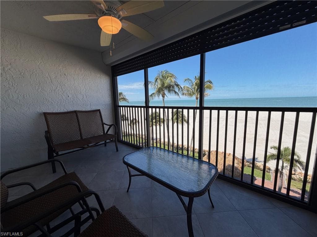 6400 Estero BLVD 402-22
