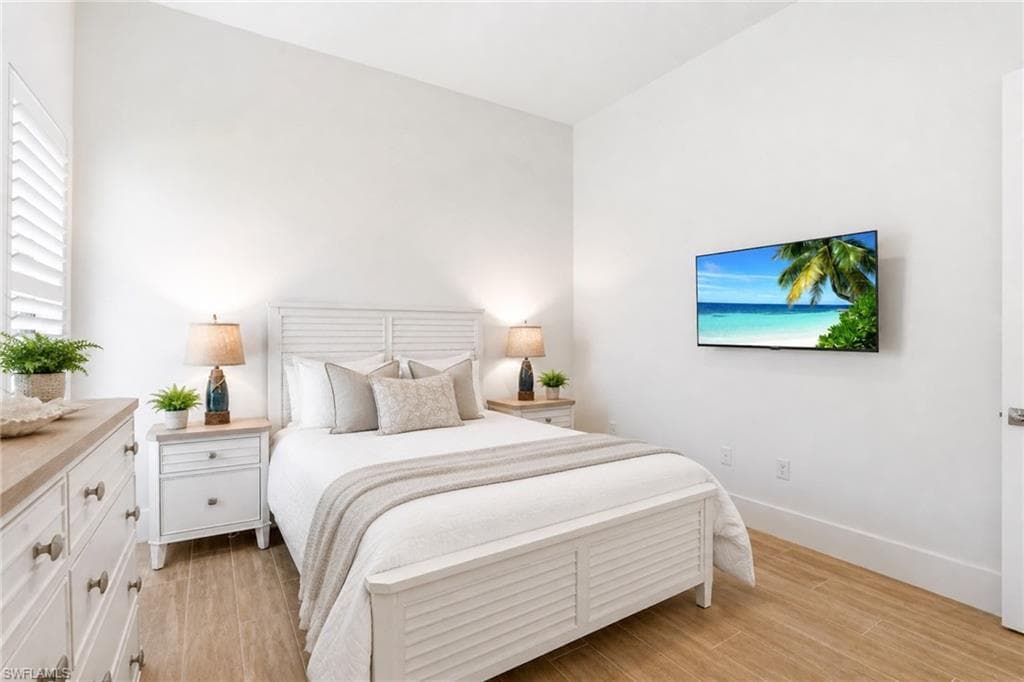 1821 Verada CT-28