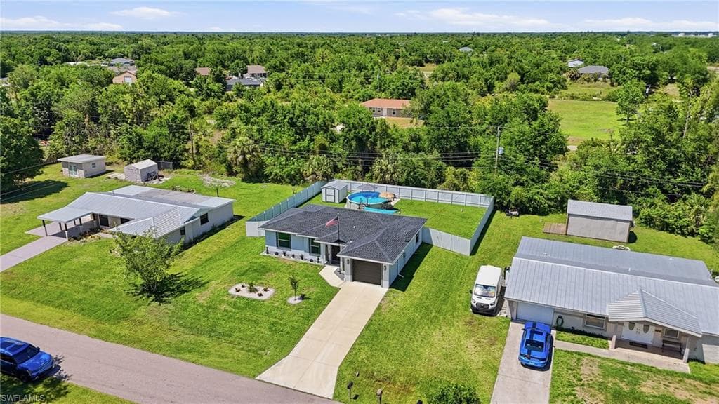448 Glengary CIR-39
