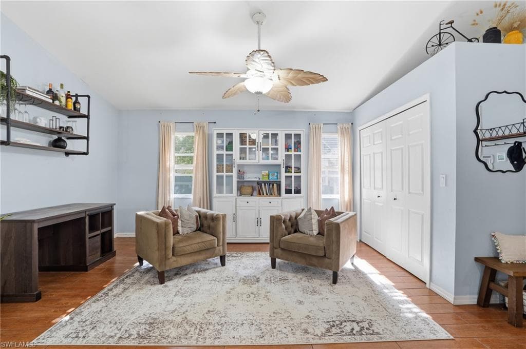 2506 7th ST W-15