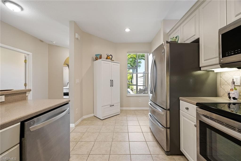 4342 Avian AVE-8
