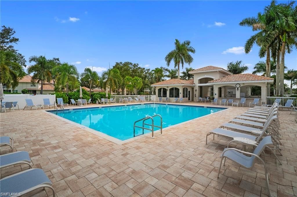 3500 Ballybridge CIR 202-27