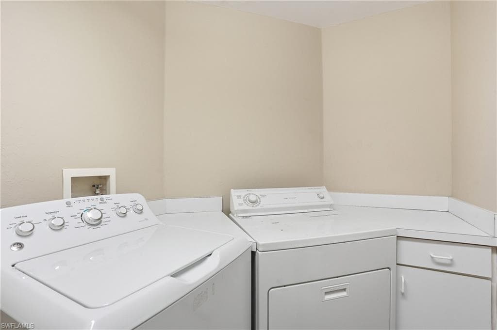 3500 Ballybridge CIR 202-23