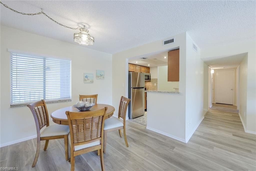 2366 E Mall DR 418-5
