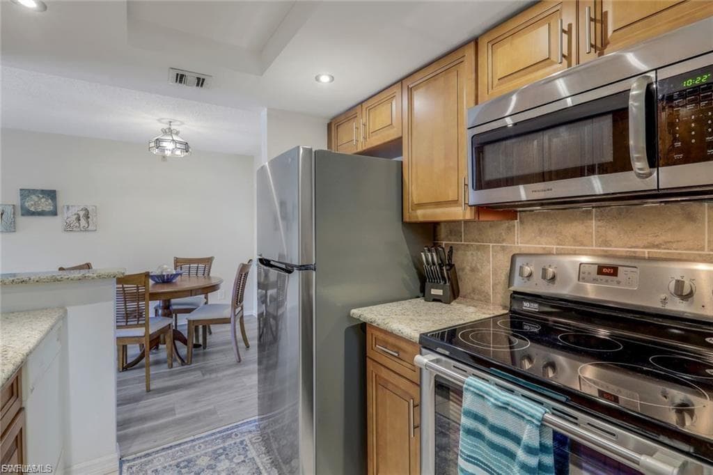 2366 E Mall DR 418-6