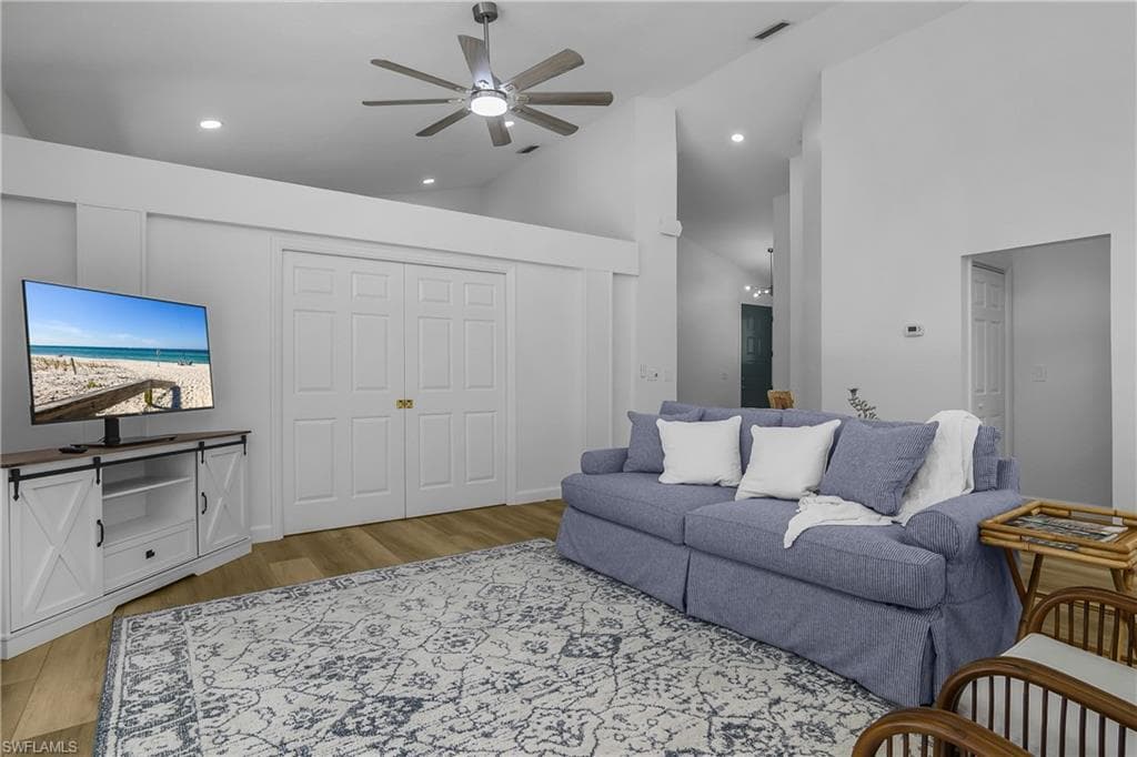 120 Livermore LN-6