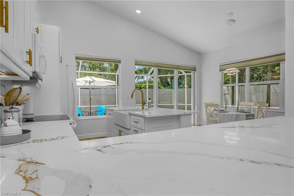 120 Livermore LN-9