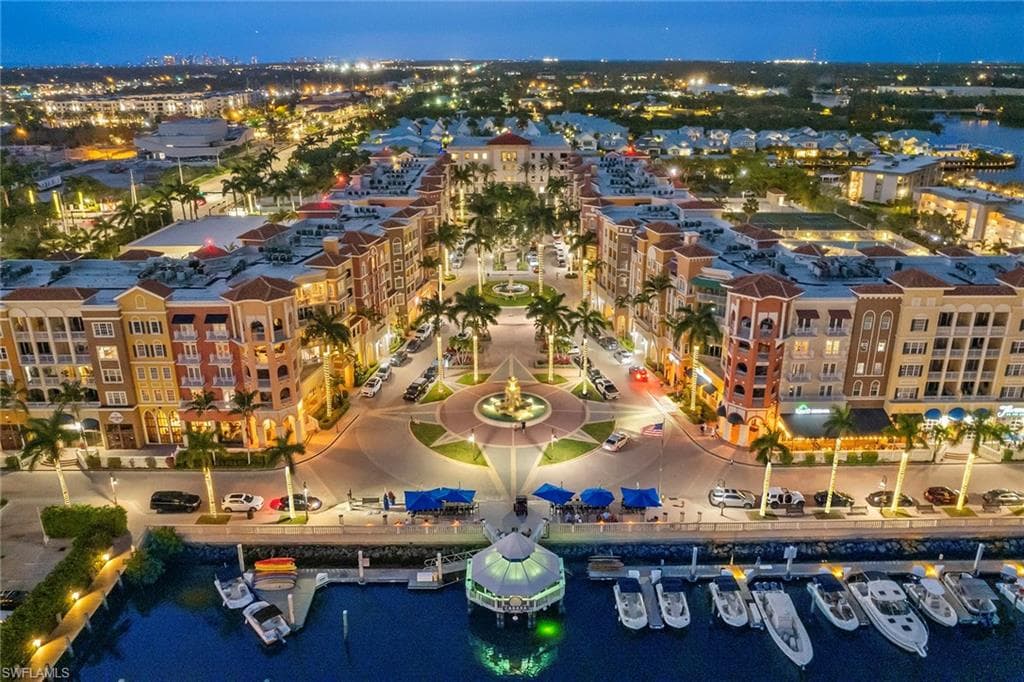 435 Dockside DR B703-37