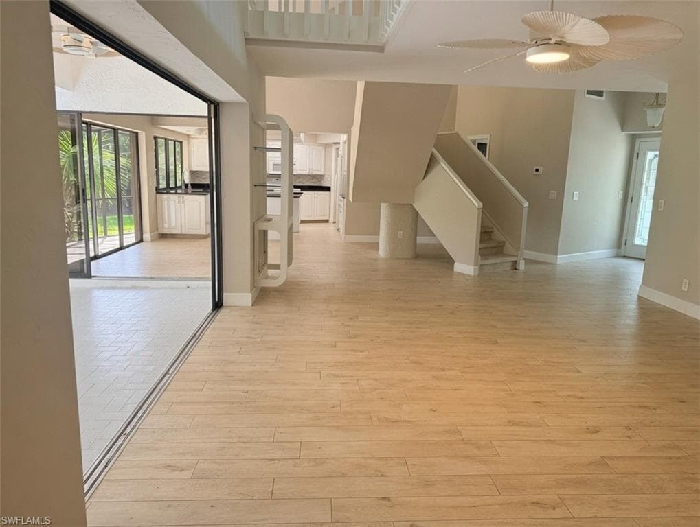 12331 Oak Brook CT-16