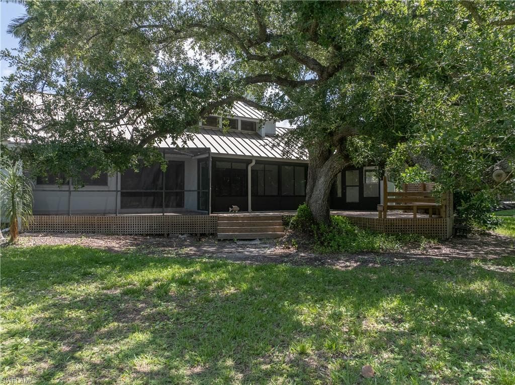 12331 Oak Brook CT-34