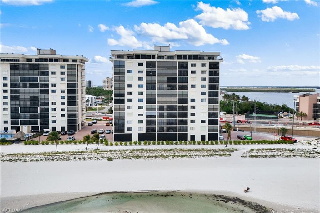 8402 Estero BLVD 601-23
