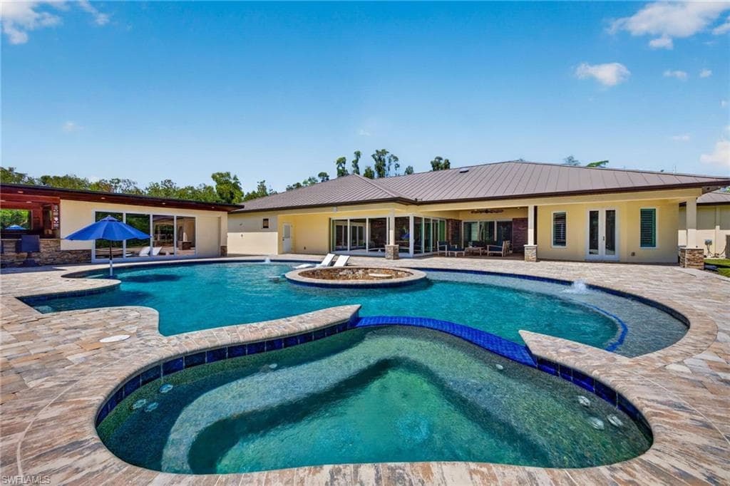 15860 Glendale LN-40