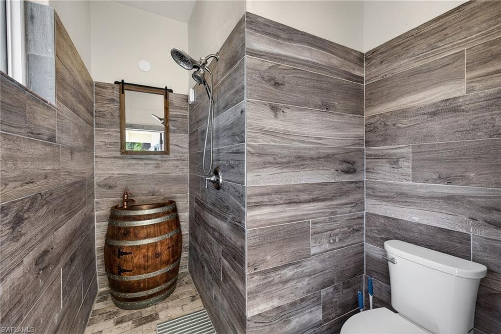 15860 Glendale LN-30