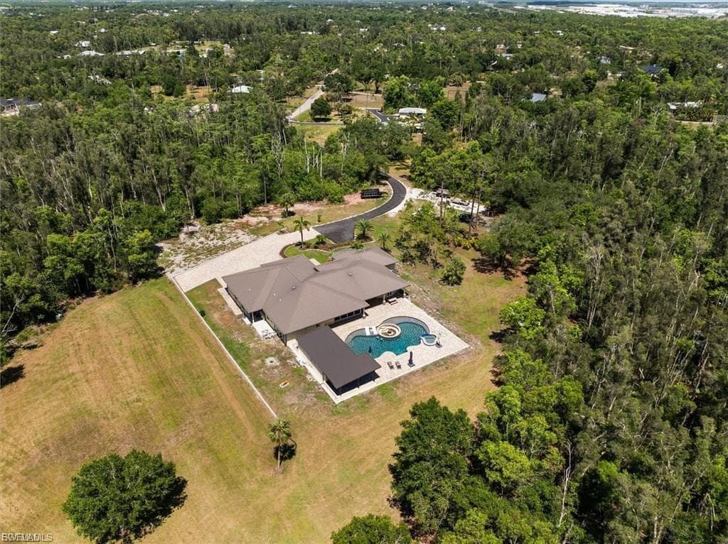 15860 Glendale LN-3