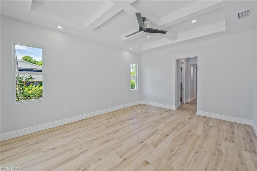 24265 Cock Robin LN-18