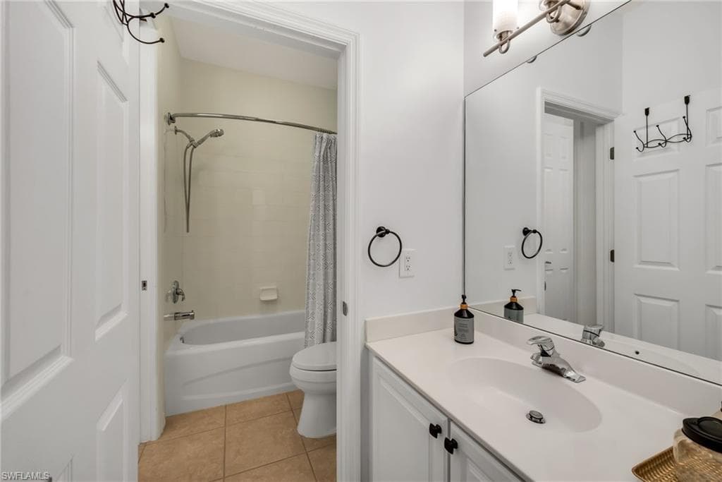 22881 Sago Pointe DR 1906-15