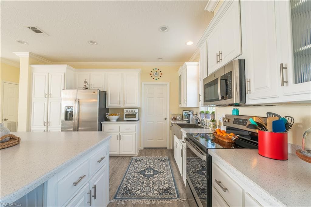 1084 E Anchor LN-3
