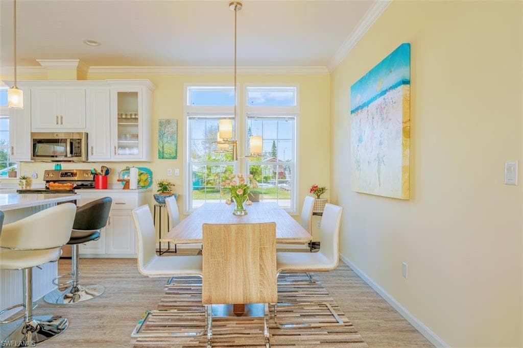 1084 E Anchor LN-5