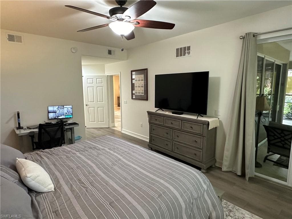 2004 Tarpon Bay DR N 101-12
