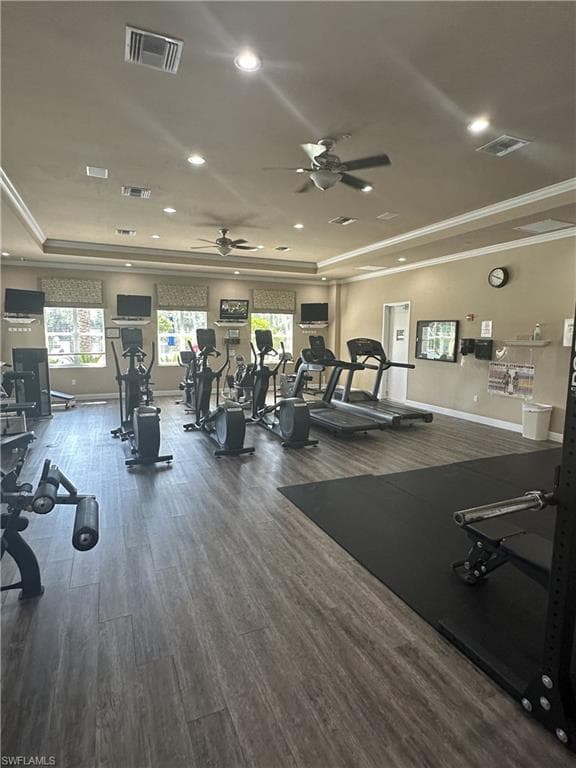 2004 Tarpon Bay DR N 101-18