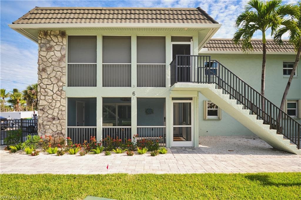 3045 Estero BLVD 6A-12