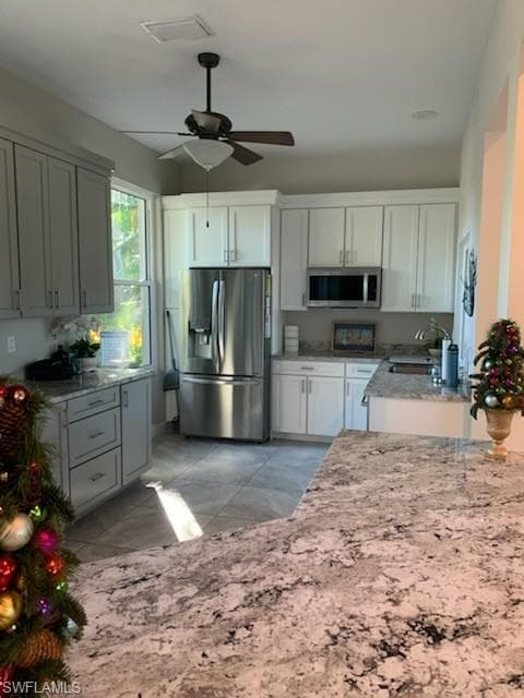 306 Emerald Bay CIR J5-27