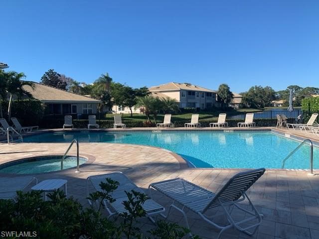306 Emerald Bay CIR J5-7