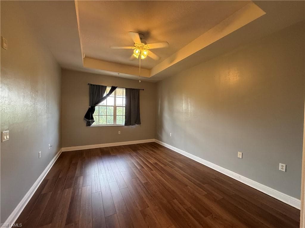 3957 Pomodoro CIR 301-1