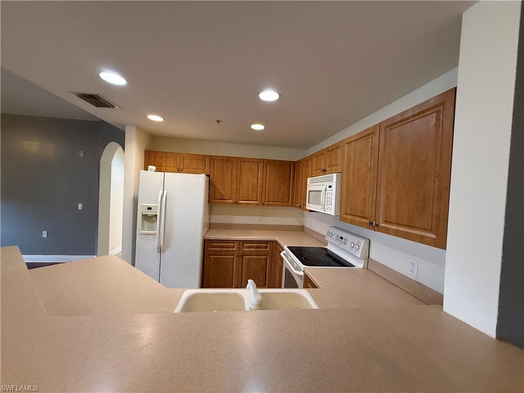 3957 Pomodoro CIR 301-12