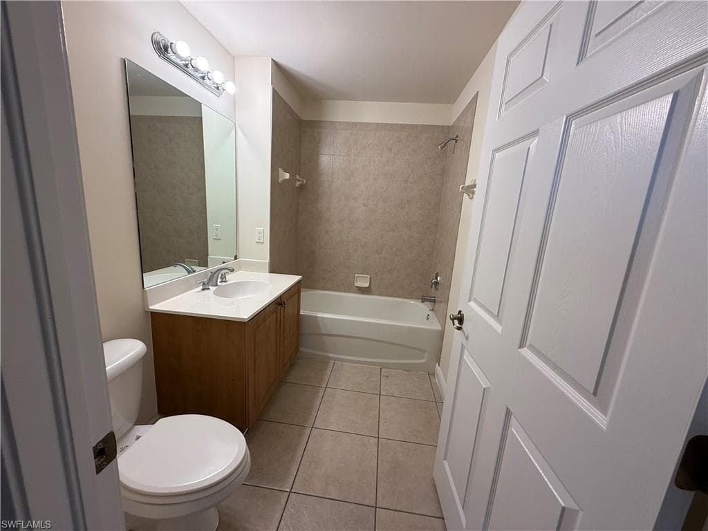 3957 Pomodoro CIR 301-9