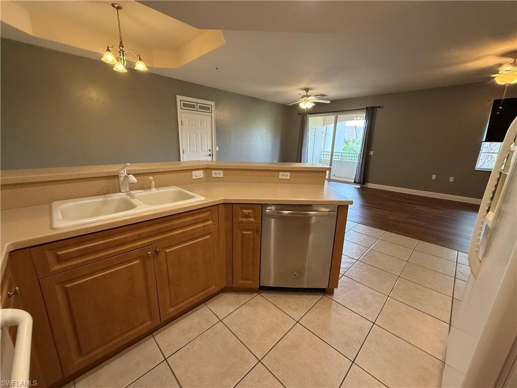 3957 Pomodoro CIR 301-13