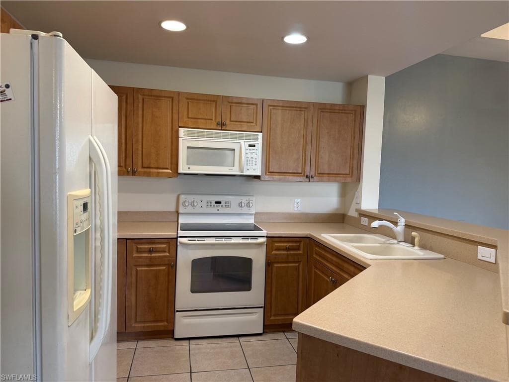 3957 Pomodoro CIR 301-14